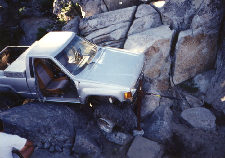 yotanobead.jpg (155053 bytes)